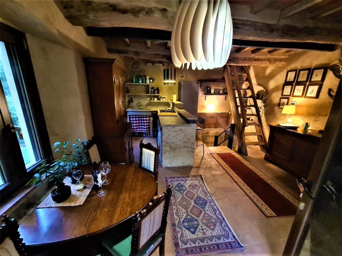 Incantevole Casa Sul Fiume, Relax E Natura Ai Piedi Della Alpi Apuane Massa  Exterior photo